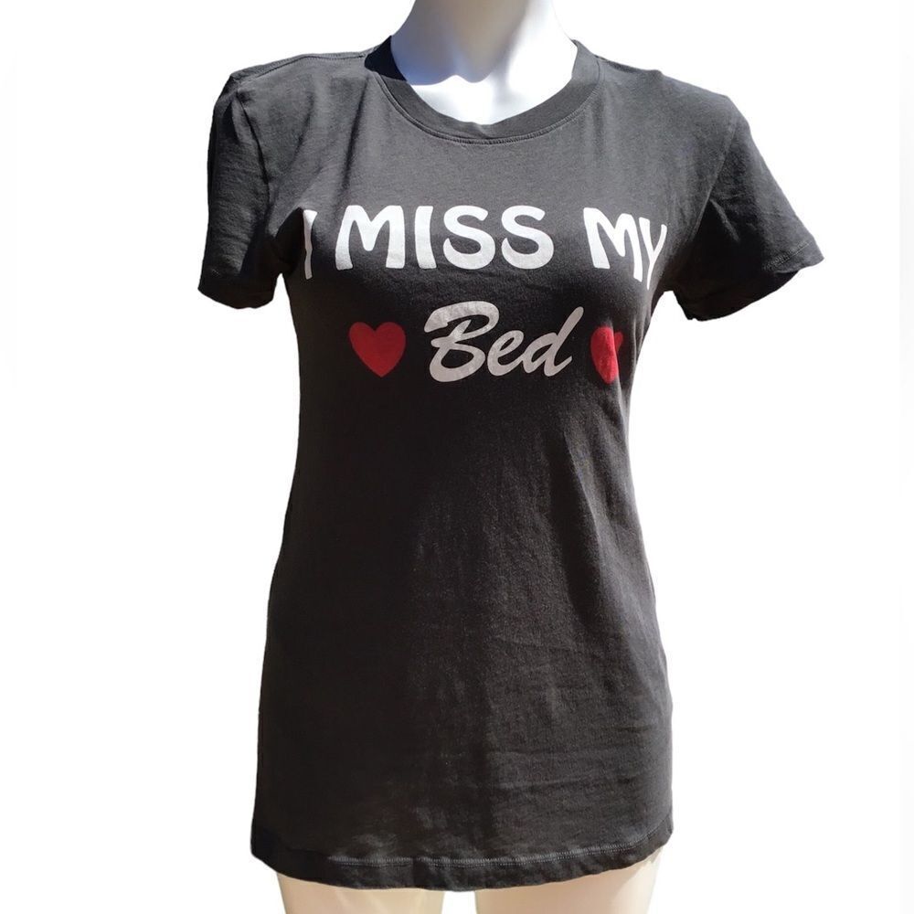 Wildfox Miss My Bed Gray Tee Shirt Size Small